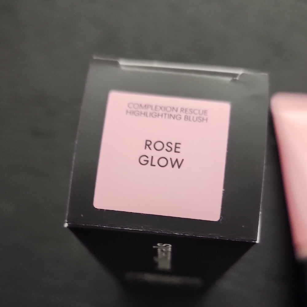 bareMinerals Complexion Rescue Highlighting Blush - Soft Pink - Picture 2 of 3